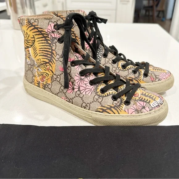 Gucci Tiger Supreme Monogram Bengal Pearl High Top Sneakers